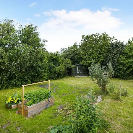 Ferienhaus Classic Danish Summerhouse Close To Ocean, And Forest
